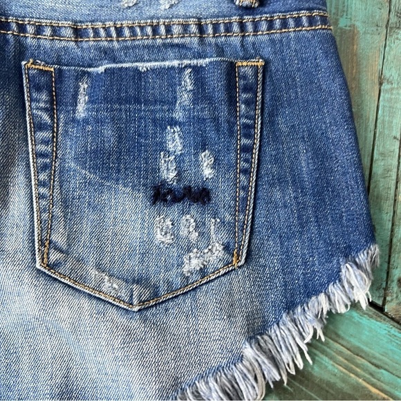 One Teaspoon Rollers Low Waist Long Rise Festival Shorts Size 26 - Picture 10 of 13